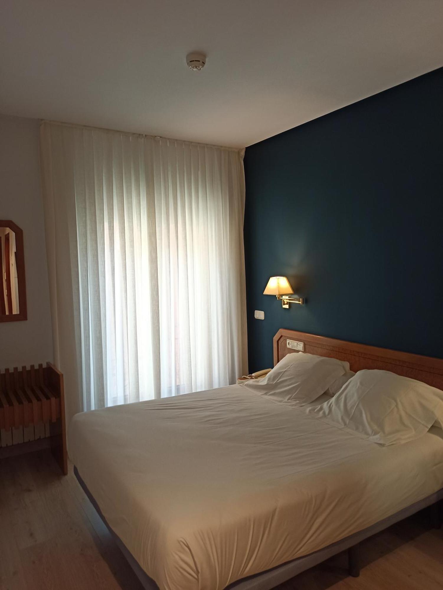 Arva Paris Hotel León